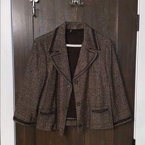 Tahari - a compilation of browns and tans jacket